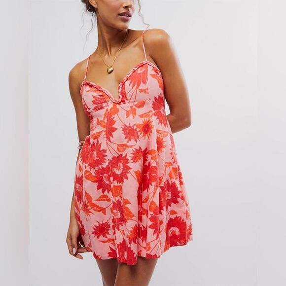 Free People Altura Floral Printed Mini Dress in Strawberry Lemonade Size Large - Picture 1 of 4